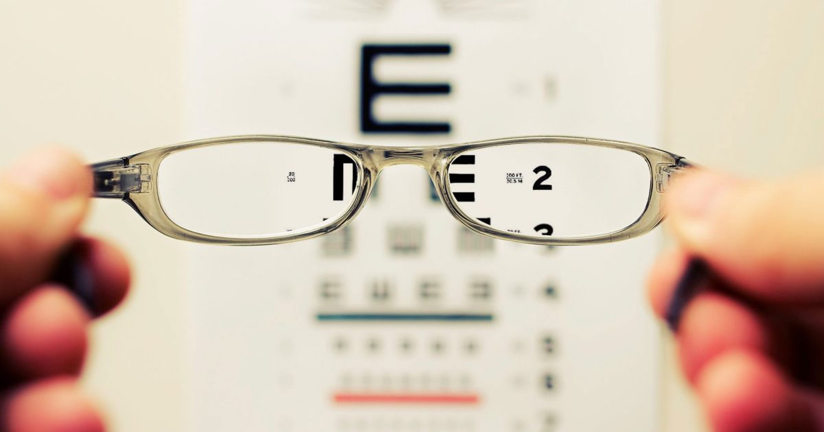 optometrist eye test singapore