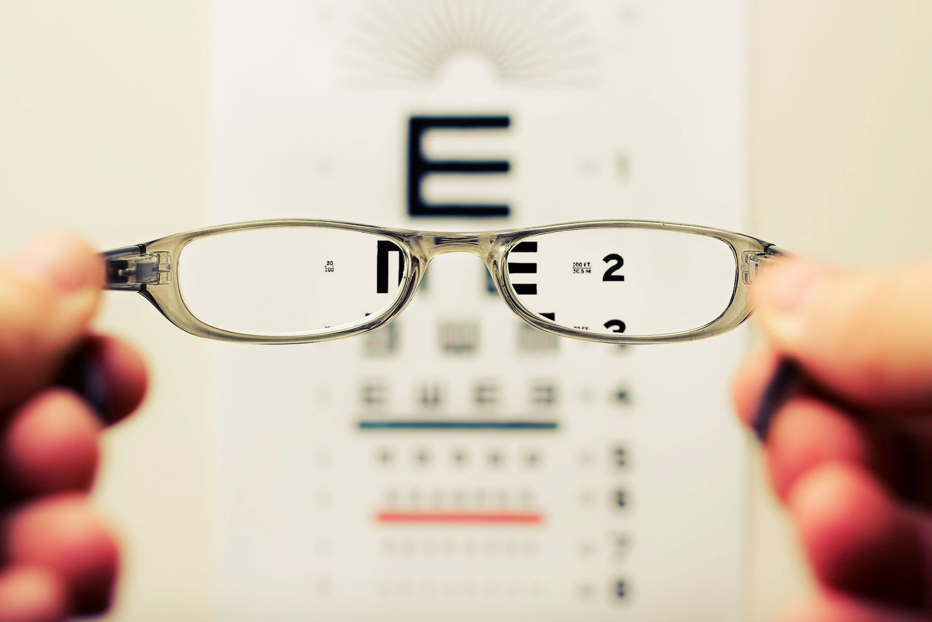 4 Reasons You Should Visit An Optometrist